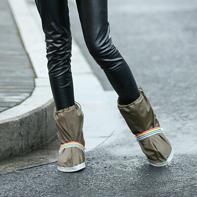 

Wolf walker adult tube flat rain shoes set men&women thickened waterproof shoes waterproof shoes cover rain boots non-slip boots riding shoes LXZ-9003 coffee color  code 44-45