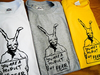 

2016 New Donnie Darko Inspired Frank the Rabbit Screenprinted T-Shirt S,M,L,XL free shipping