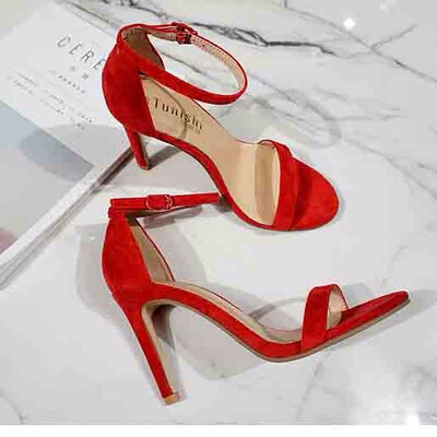 

Small refreshing 2018 summer fairy with buckles sandals thin heels&high heels with black suede womens shoes