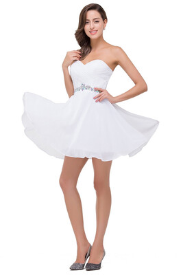 

A-Line Sweetheart Short Prom Dresses With Beadings