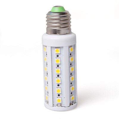

главе лампочку огня E27 8вт 5050 180-220v E27 теплые белые 44smd lightspot