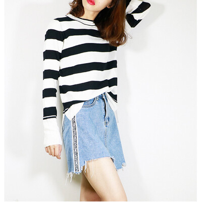 

Yu Zhaolin 2018 autumn&winter new womens sweater long-sleeved color round neck thin section striped sweater Knit YWZZ181417 black one size