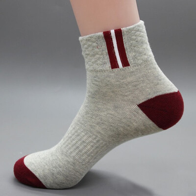 

Sport New Men&39s Sweat Absorption Deodorant Socks Cotton Breathable Fashion Socks