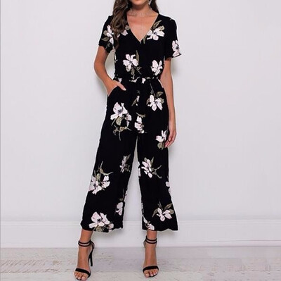 

Europe&the United States 2018 summer fashion v-neck with a belt waist short sleeve jumpsuit short sleeve jumpsuit