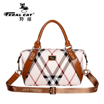 

FERAL CATShoulder Messenger Bag