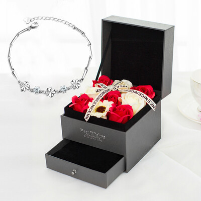 

Star Soap Flower Drawer Gift Box Meet Lucky Set Red Flower Lucky Grass Silver Bracelet