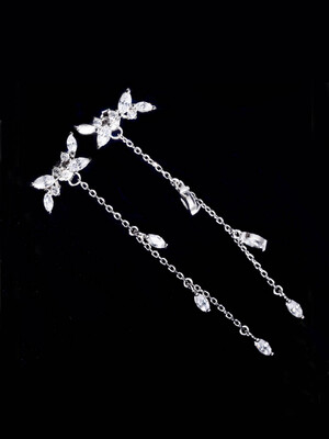 

ONICE 925 Sterling Silver Eearing with Lucky Flower accented with Zircon WQE014