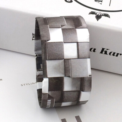 

Mo Fan Paper Watch Watch Paper Waterproof Black Technology Smart Watch New Creative Vibrating Watch Male Student Female Couple Tear Not Corrupt New Concept Paper Made Table Maze