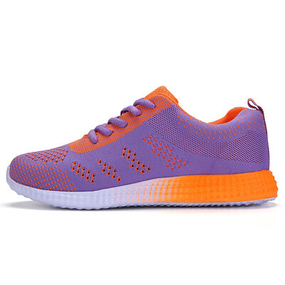 

New lightweight shock-absorbing running shoes versatile student travel Korean version of flying woven mesh sneakers