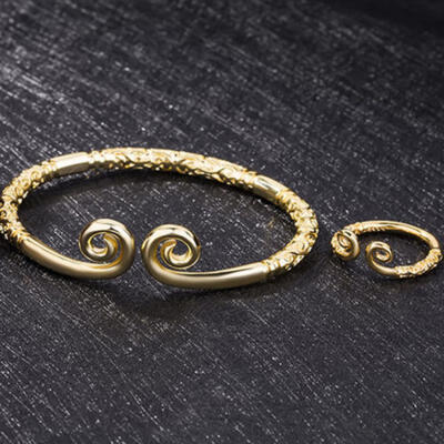 

Fashion Monkey King Magic Spell Opening Cuff Bangle Metal Bracelet Cute Bangle