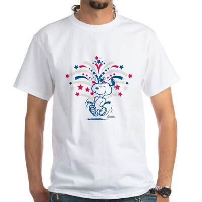 

CafePress Snoopy Fireworks - 100 Cotton T-Shirt White