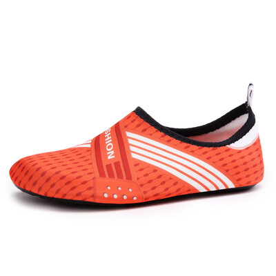 

2018 Men Woman Quick-Drying Aqua Shoes Summer Outdoor Wading Shoes Swimming Slipper On Surf Beach Skin Sock Striped Water Shoes