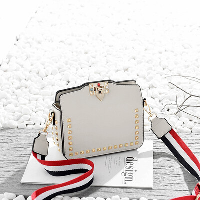 

2018 fashion Studs closure PU leather Wide strap designer Luxury brand shoulder bag woman Clutch hand bag