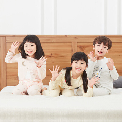

Xiaomi Ecological Chain Enterprises brand childish childrens combed cotton underwear set soft&comfortable warm breathable super soft smooth girl light yellow 160