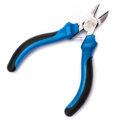 

Paola needle nose pliers 6063 5 inch / 4.5 inch