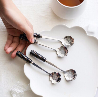 

OLOEY stainless steel ceramic handle coffee stirred spoon Mark flower petal spoon