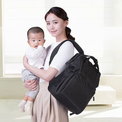 

Xiao Yang YANG Mummy bag multi-function large capacity shoulder out bag back milk bag mother bag multi-pocket out bag Y5055 black