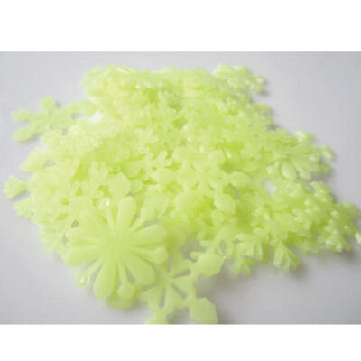 

50 Glow In The Dark Snowflakes Plastic Stickers Ceiling Wall Bedroom Xmas Decal