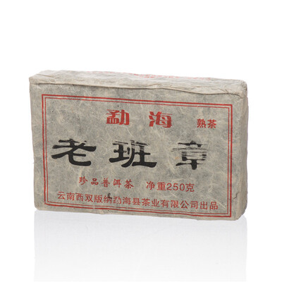 

Мэнхай Лао Пан Чжан пуэр чай кирпича 2002 250г Спелая