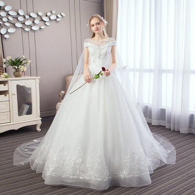 

2019 New Elegant Wedding Dresses With 1 m Train With A Cape Luxury Ball Gown Princess Illusion Wedding Gown