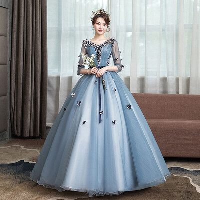 

Quinceanera Dresses Half Sleeve V-neck Elegant Floral Appliques Party Prom Evening Dress