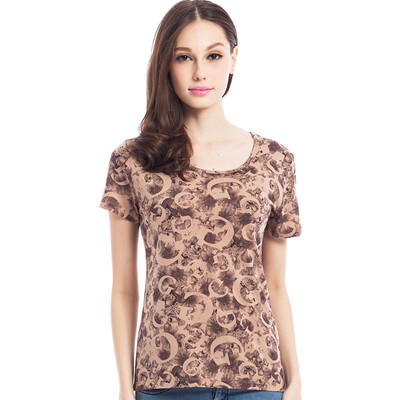 

Три выстрела домой обслуживание Shumuer печать вокруг шеи короткий рукав блузка кофе цветок L