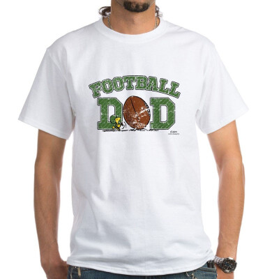 

CafePress Snoopy Football Dad White T-Shirt - 100 Cotton T-Shirt White