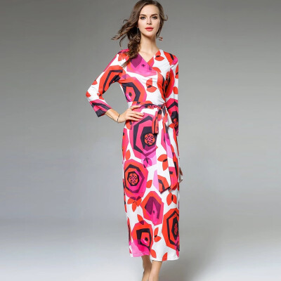 

Retro V-Neck Long Sleeve Printed Long Dress