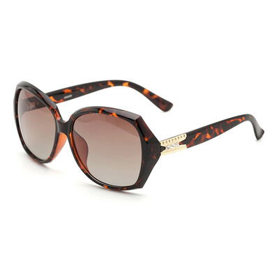 

Wei Gou&39s VEGOOS 9095 polarized sunglasses round box retro tide people sunglasses female models face repair sand through purple box white purple