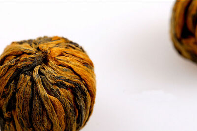 

Handmade Dianhong with Rose Ball-shaped Golden Tip Flowering Yunnan Black Tea