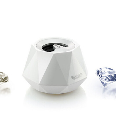 

Creative outdoor Bluetooth speaker car diamond mini phone audio computer cartoon wireless Bluetooth speaker