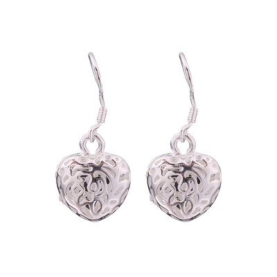 

Женщины посеребренной Mini Полые Сердце мотаться Крюк серьги комплект ювелирных изделий