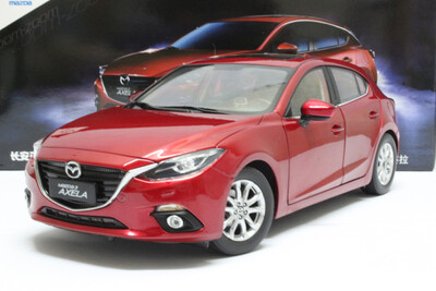 

118 scale Mazda Axela Hatchback diecast model car red