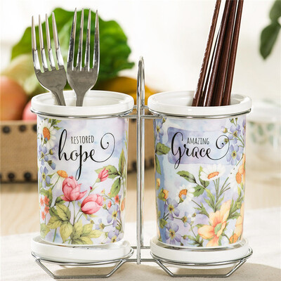 

Вечнозеленые керамические печатные двойные палочки для еды Цилиндрическая решетка для отбрасывания основания Кухонные принадлежности Хранение Палочки для еды Кейдж NKZT5877