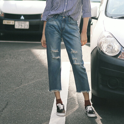 

And pure Raincun hole denim cropped trousers women loose thin hair trimming leg wide leg pants straight pants N2276 28 yards