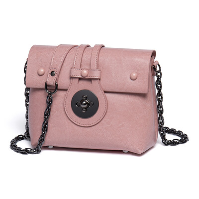 

Viney Leather Messenger Bag Fashion Shoulder Lady Chain Bag Retro Brown