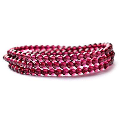 

Ling Fei wine red garnet bracelet three laps multi-layer hand string crystal jewelry gift female