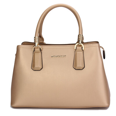 

Montgart (MONTAGUT) commuter female killer bag cowhide wild simple Korean portable oblique shoulder bag R5212114113 black
