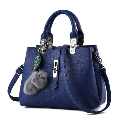 

Name of the summer MINGXIA ladies handbag Messenger bag shoulder bag European and American fashion three-layer hair ball handbags MZH3C wine red