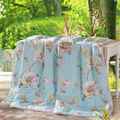 

LOVO summer air-condition cotton quilt
