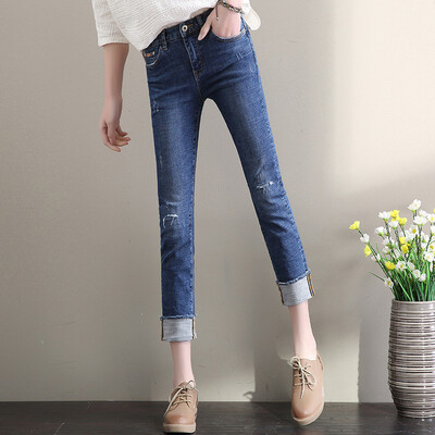 

CITYPLUS Slim Tapered Flat-Front Jeans