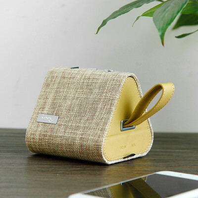 

Phantom i-mu C7 portable Bluetooth speaker petty boutique arts Fan wireless hands-free call Bluetooth 42 subwoofer outdoor pocket audio flax