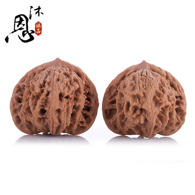 

Mu Youwen play walnut handle pieces dragon dragon lion head width of 40mm BJ0215