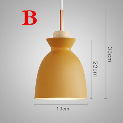 

простой  ресторан  люстра