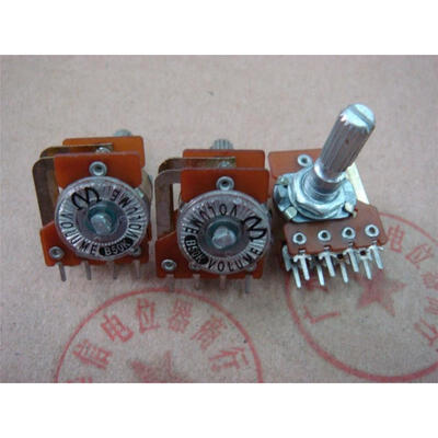 

Li Yang 16 type double -tap potentiometer B50K B100K with step 40 points -25MM