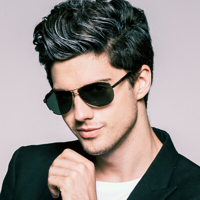 

Kathman Man (CAXMAN) sunglasses male driving mirror polarized yurt mirror men's fashion sunglasses black box green film