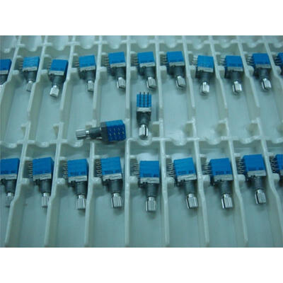 

Car amplifier with quadruple precision stepper 40 points sealed potentiometer B50K