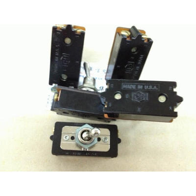 

CH toggle switch 10A/250V 20A/125V 4 feet 2 files