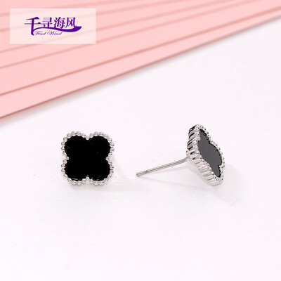 

Chihiro Sea Wind Findwind black classic four-leaf clover earrings female models