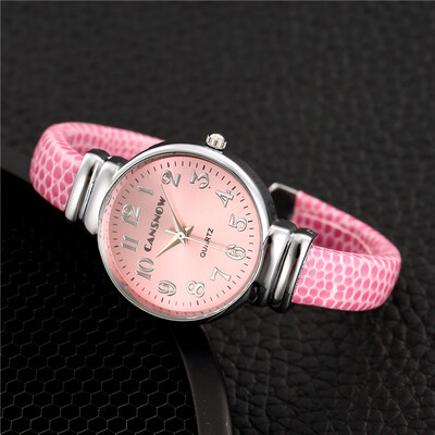 

Women Famous Brand Women Bracelet Watch Luxury Fashion Ladies Quartz Wrist Watches Bangle Clock